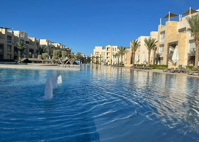 Kitesurfer Shared House, Pool View & Access Hurgada